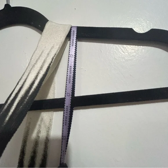 Herve Leger Black and White Mini Dress - Picture 7 of 7